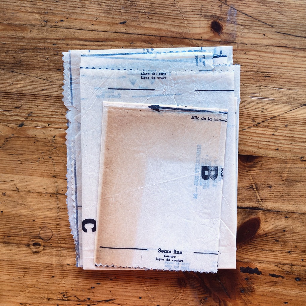 simplicity 2305; ©1948; waist 24": dirndl skirt; paper sewing pattern - pieces