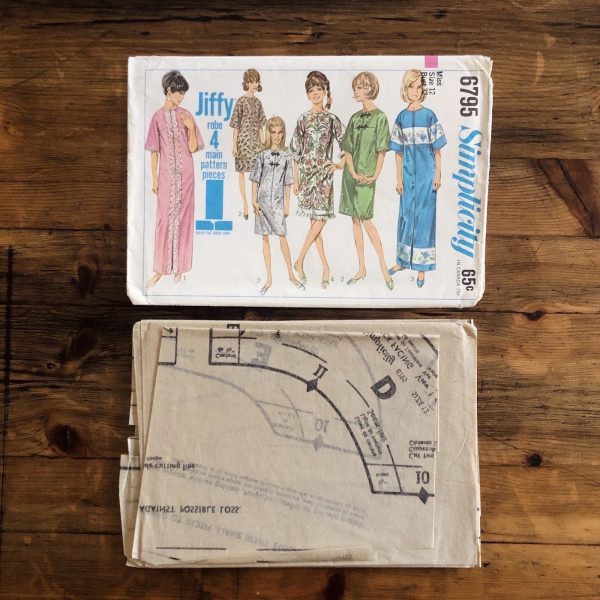 s6795_towelsress_pattern_pieces s6795 towel dress pattern pieces ©1966
