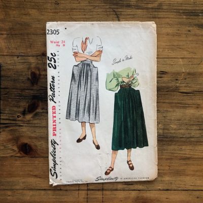 simplicity 2305; ©1948; waist 24": dirndl skirt; paper sewing pattern - cover