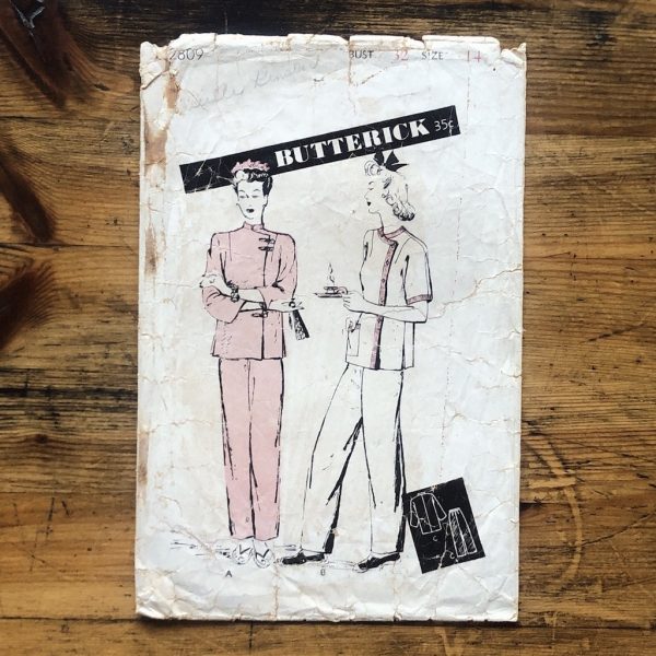 b2809 envelope butterick 2809; ©1943; miss 14; B32"; oriental pj; paper sewing pattern - envelope front
