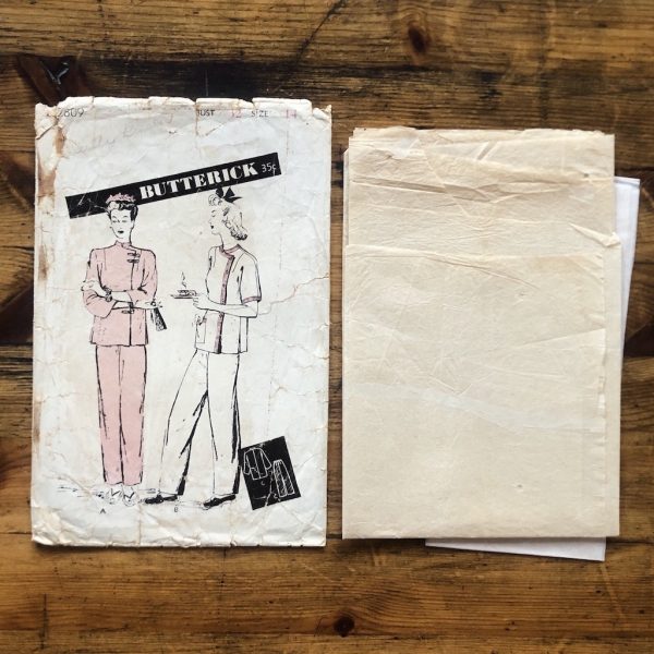 b2809pieces butterick 2809; ©1943; miss 14; B32"; oriental pj; paper sewing pattern - pieces