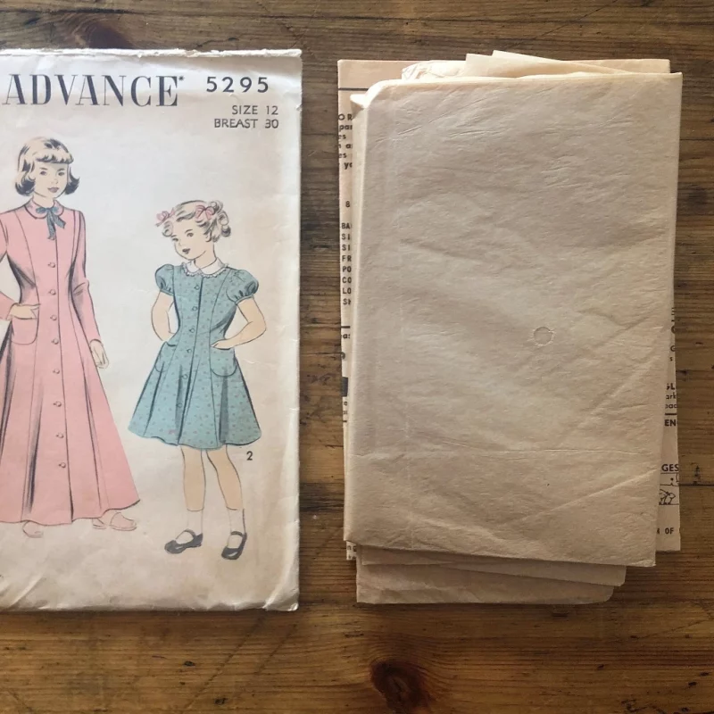 1949 Maxi Housecoat L Child Original 40s Boudoir Paper Sewing Pattern Advance #5295 Bust 30”/76cm • pieces