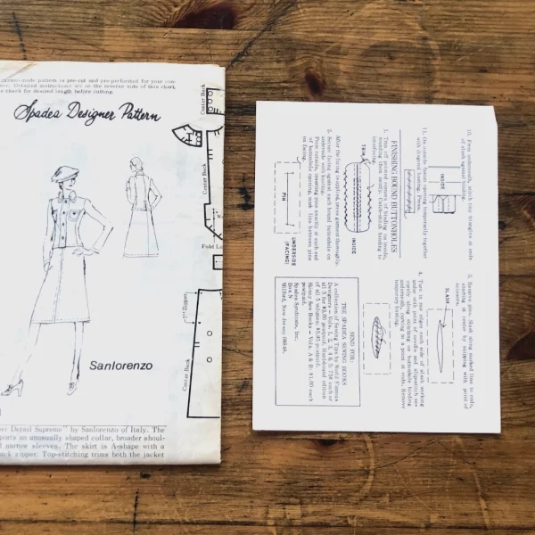 factory fold 1971 italian vintage couture designer suit "San Lorenzo of Italy" original 70s mod tailored paper sewing pattern Spadea #71811 bust 33”/ 84cm - instruction