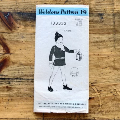 weldon 133333; circa 1941; child 9-10yrs breast 27"; gnome costume pattern - cover