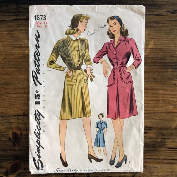 s4873cover complete 1943 shirtwaist dress w pockets original 40s secretary paper sewing pattern simplicity #4873 b32"/81cm - cover