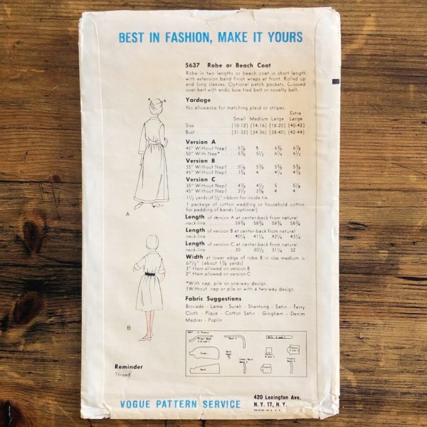 1964 House Beach Coat Wrap Robe Original 60s Boudoir Vogue #5637 Paper Sewing Pattern Bust 38-40 · back