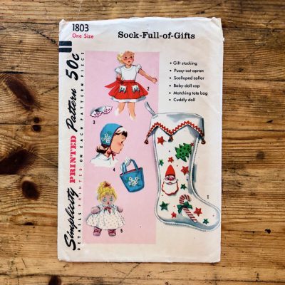 1971 boho bag & spats pattern | simplicity #9553; paper sewing pattern original - front envelope