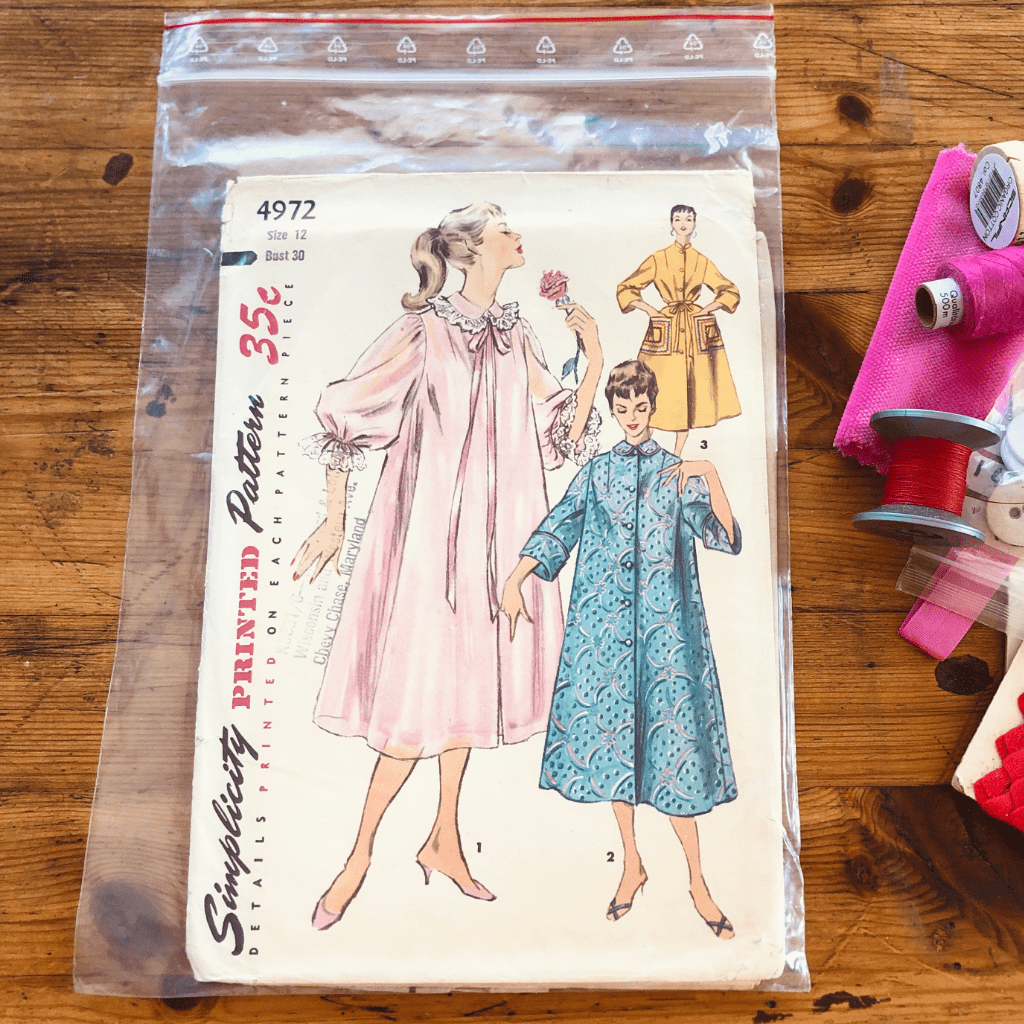 unused simplicity 4972 50s housecoat pattern w notions