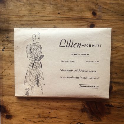 Lilienschnitt #1020 dress pattern folder.jpg