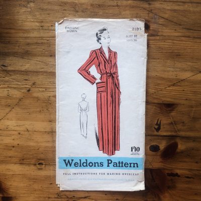 weldons #2183 dressing gown pattern style